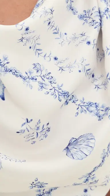 Damaris Bailey Sol Top Blue and White | Thumbnail 6