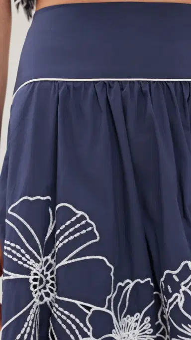 Farm Rio Flowers Richelieu Blue Skirt Blue | Thumbnail 6
