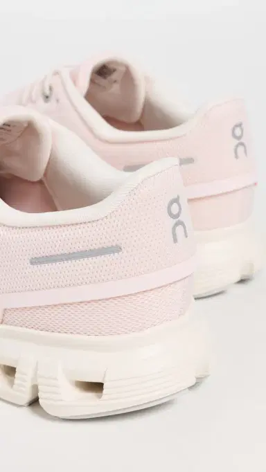 ON Cloud 6 Sneakers | Thumbnail 4