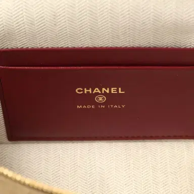 Chanel Chanel Top Handle Long Vanity Case with Chain Dark Beige Suede Gold Hardware | Thumbnail 9 Chanel Chanel Top Handle Long Vanity Case with Chain Dark Beige Suede Gold Hardware | Thumbnail 9