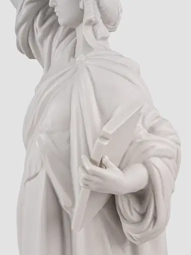 Lladro 250th Anniversary Statue Of Liberty - White | Thumbnail 6 Lladro 250th Anniversary Statue Of Liberty - White | Thumbnail 6
