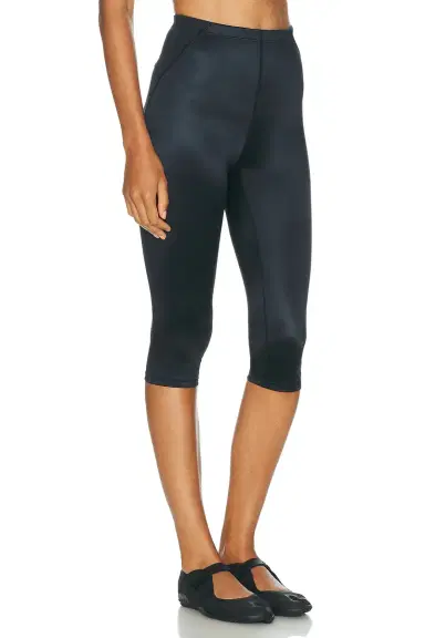 NikeSKIMS Shine Drawcord 17 Crop Tight | Thumbnail 2