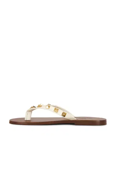 Valentino Garavani Rockstud Thong Sandal | Thumbnail 5 Valentino Garavani Rockstud Thong Sandal | Thumbnail 5