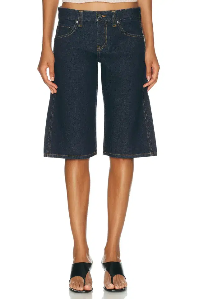 KHAITE Kinga Short