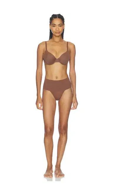 Spanx Supersmooth Undie-tectable Thong | Thumbnail 4 Spanx Supersmooth Undie-tectable Thong | Thumbnail 4