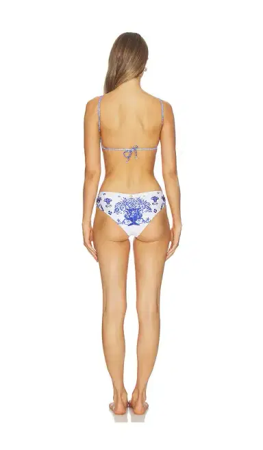 Bananhot Clio One Piece | Thumbnail 3