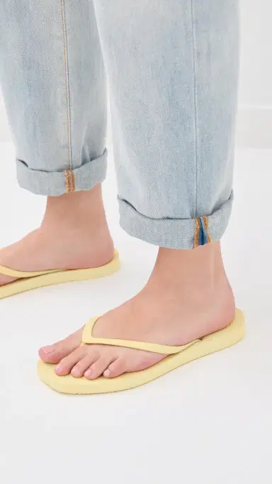 SLEEPERS Tapered Flip Flops Mellow Yellow | Thumbnail 3