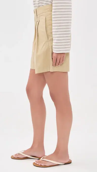 Madewell The Everyday Trouser Short in Poplin Fennel Seed 8 | Thumbnail 4