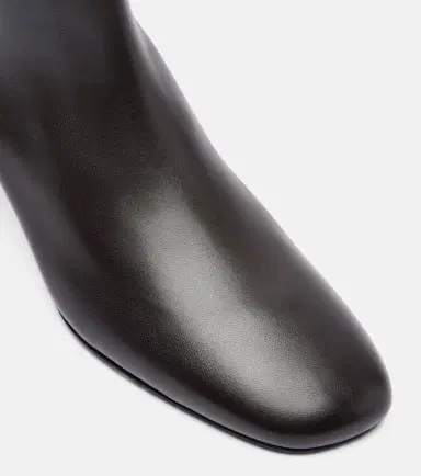 TOTEME Leather ankle boots | Thumbnail 4