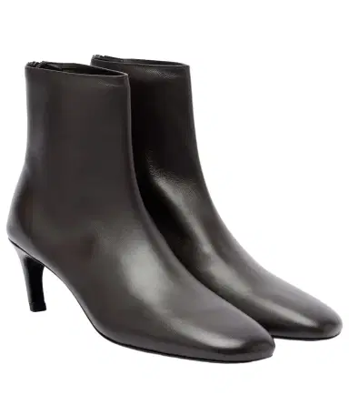 TOTEME Leather ankle boots | Thumbnail 1