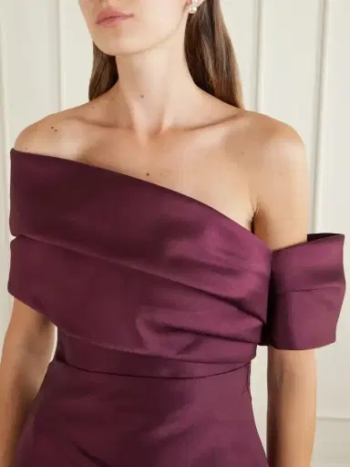 Solace London Lucine Off-the-shoulder Satin-twill Gown | Thumbnail 4