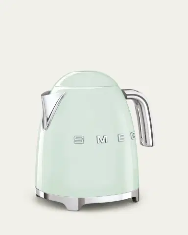 Smeg Retro Electric Kettle, Polished White | Thumbnail 2
