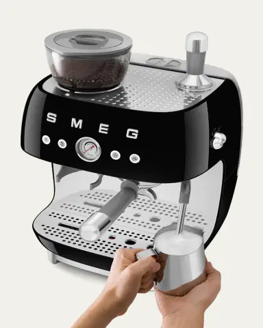 Smeg Semi-Automatic Espresso Machine | Thumbnail 4 Smeg Semi-Automatic Espresso Machine | Thumbnail 4