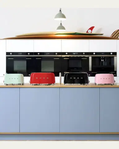 Smeg Retro 2-Slice Toaster | Thumbnail 3 Smeg Retro 2-Slice Toaster | Thumbnail 3