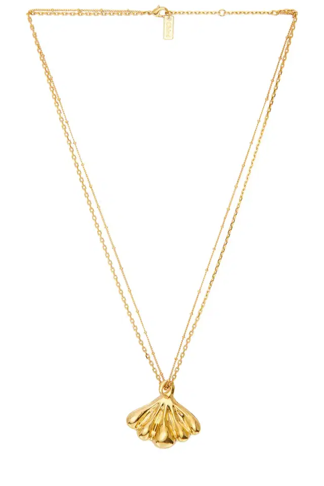 Chloe Seashell Necklace