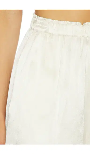 LAMARQUE Lizzie Short | Thumbnail 6