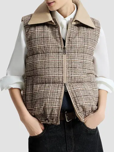 Brunello Cucinelli Women's Twill and Prince of Wales Reversible Down Vest with Detchable Leather Collar | Thumbnail 4 Brunello Cucinelli Women's Twill and Prince of Wales Reversible Down Vest with Detchable Leather Collar | Thumbnail 4