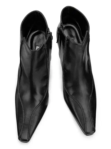 Manolo Blahnik Women's Milleta Leather Ankle Boots - Black | Thumbnail 4 Manolo Blahnik Women's Milleta Leather Ankle Boots - Black | Thumbnail 4
