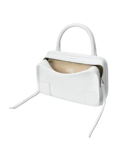 Loewe Women's Amazona Mini Leather Top Handle Bag | Thumbnail 4 Loewe Women's Amazona Mini Leather Top Handle Bag | Thumbnail 4