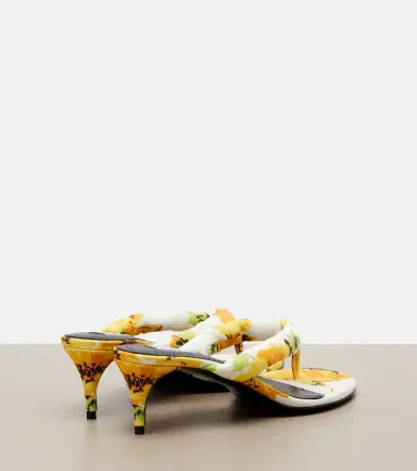 Alaia Alaïa Floral padded thong sandals | Thumbnail 4