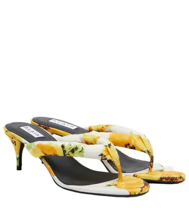 Alaia Alaïa Floral padded thong sandals | Thumbnail 1