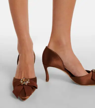 Manolo Blahnik Apidosa embellished satin pumps | Thumbnail 5