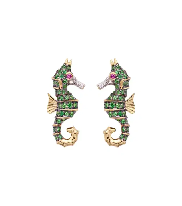 Yvonne Leon Yvonne Léon Hippocampe 18kt gold earrings with gemstones