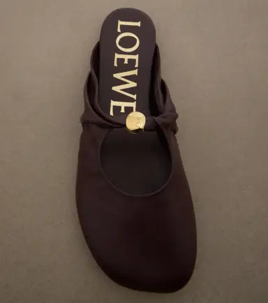Loewe Pebble Soft leather mules | Thumbnail 2