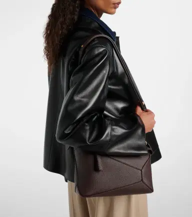 Loewe Puzzle Edge Small leather top-handle bag | Thumbnail 6 Loewe Puzzle Edge Small leather top-handle bag | Thumbnail 6