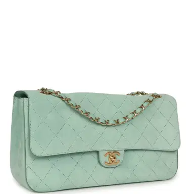 Chanel Chanel Maxi "Souplissimo" Small Flap Bag Green Suede Gold Hardware | Thumbnail 2 Chanel Chanel Maxi "Souplissimo" Small Flap Bag Green Suede Gold Hardware | Thumbnail 2