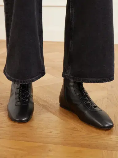 Le Monde Béryl Wren Leather Ankle Boots | Thumbnail 2