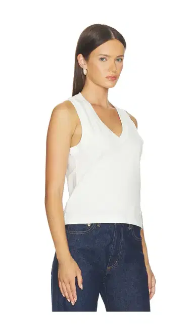 RENGGLI V-neck Tank | Thumbnail 2