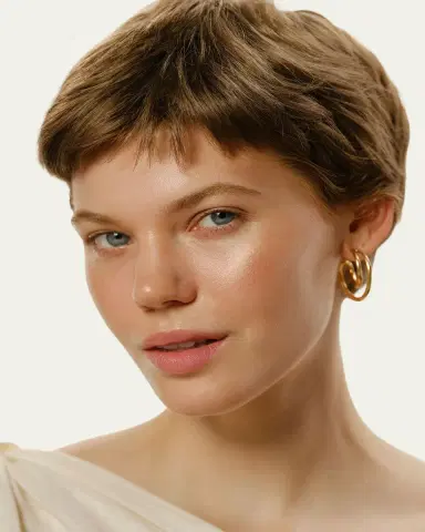 Sisley Paris Phyto-Touche Illusion D'Ete Bronzing Gel-Powder | Thumbnail 3 Sisley Paris Phyto-Touche Illusion D'Ete Bronzing Gel-Powder | Thumbnail 3
