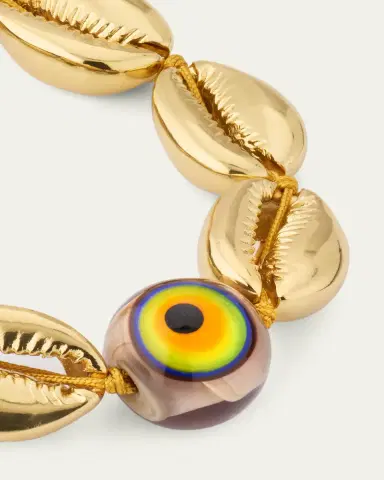 TOHUM Design Concha Large Puka Bracelet, Yellow Gold | Thumbnail 3