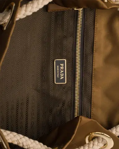 Prada Mariner Re-Nylon Bucket Bag | Thumbnail 4