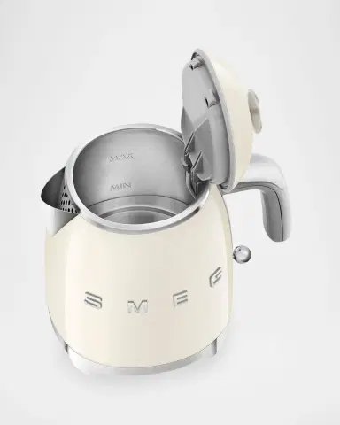 Smeg Mini Kettle | Thumbnail 5