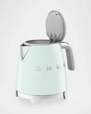 Smeg Mini Kettle | Thumbnail 4
