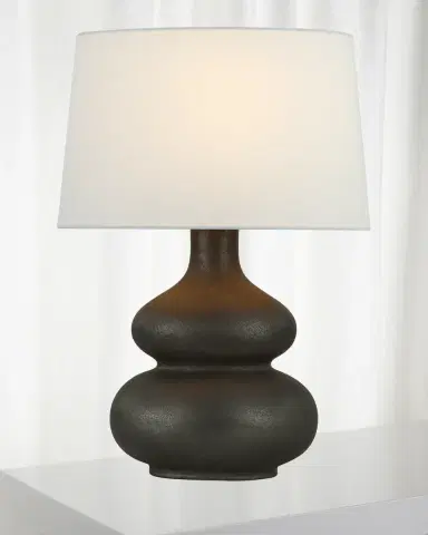 Visual Comfort Signature Lismore Medium Table Lamp By Chapman & Myers | Thumbnail 1