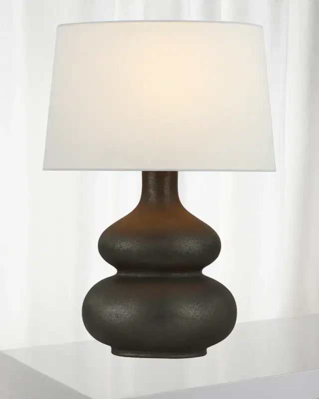 Visual Comfort Signature Lismore Medium Table Lamp By Chapman & Myers