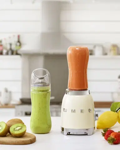 Smeg Retro-Style Personal Blender | Thumbnail 5