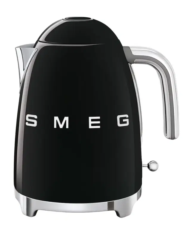 Smeg Retro Electric Kettle, Polished White