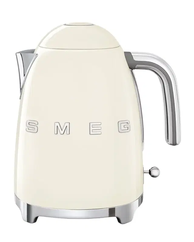 Smeg Retro Electric Kettle, Polished White