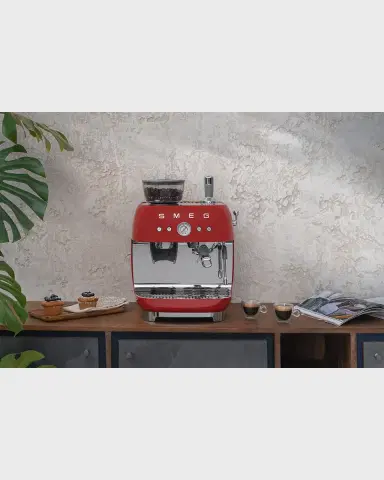 Smeg Semi-Automatic Espresso Machine | Thumbnail 5