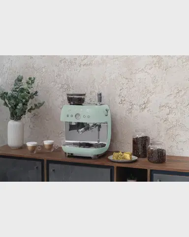Smeg Semi-Automatic Espresso Machine | Thumbnail 5