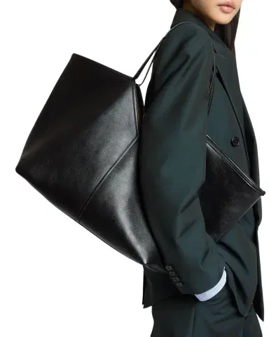 Saint Laurent Y Slim Tote Bag in Leather | Thumbnail 1 Saint Laurent Y Slim Tote Bag in Leather | Thumbnail 1