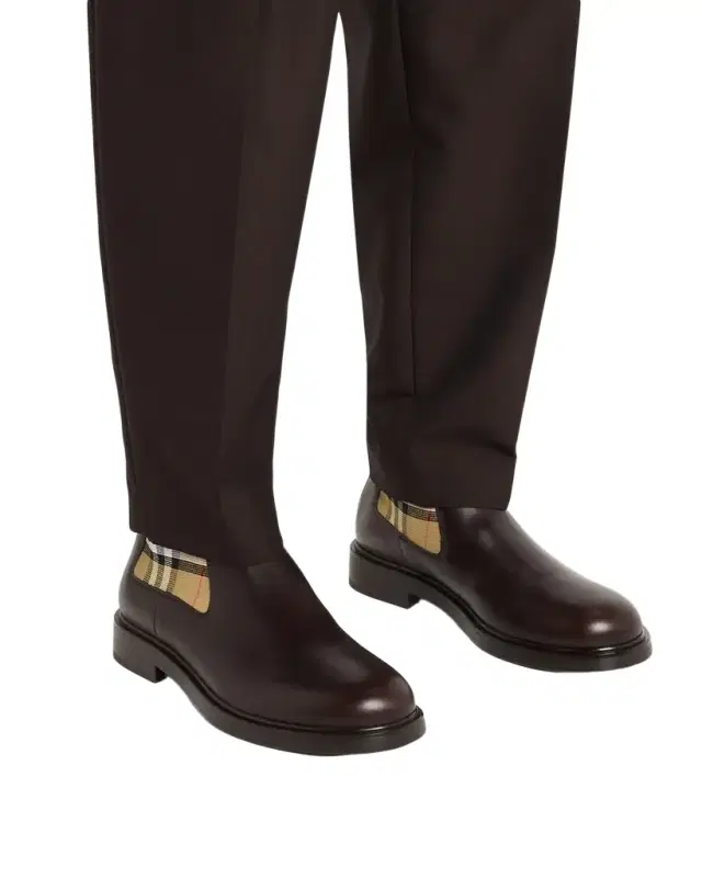 Burberry Men 's Pembroke Check Leather Boots