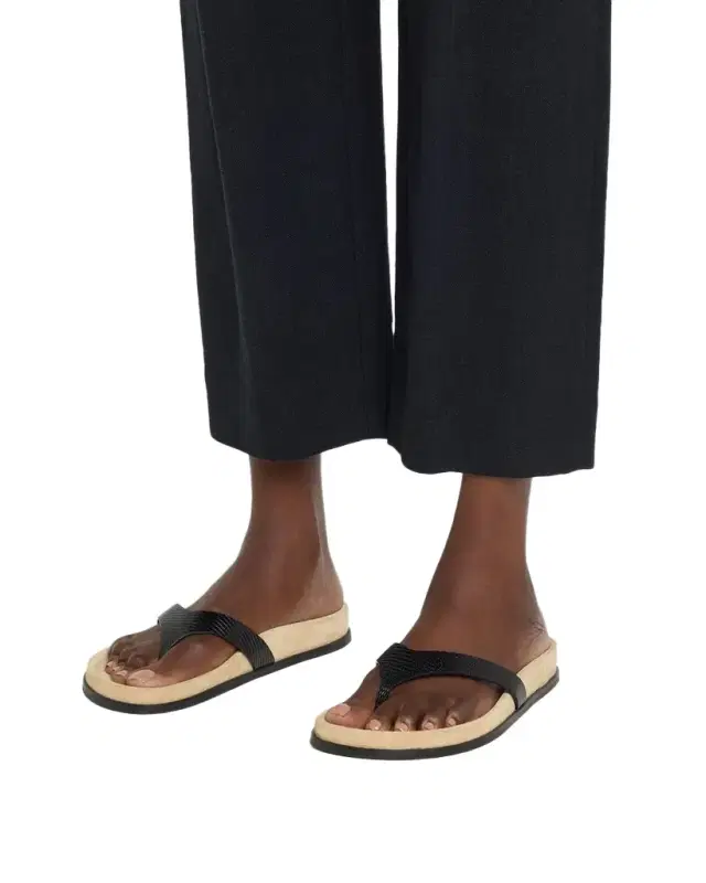 Swift Lizard-Embossed Leather Thong Sandals