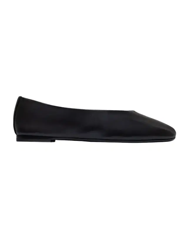 Bernardo Meredith Leather Ballerina Flats