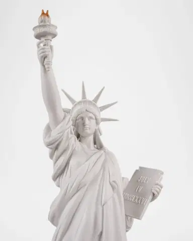 Lladro Limited Edition 250th Anniversary Statue of Liberty Sculpture | Thumbnail 6 Lladro Limited Edition 250th Anniversary Statue of Liberty Sculpture | Thumbnail 6