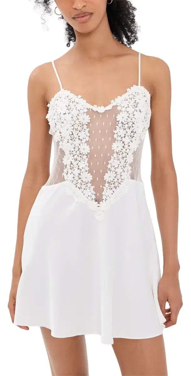 Flora Nikrooz Showstopper ace Chemise
